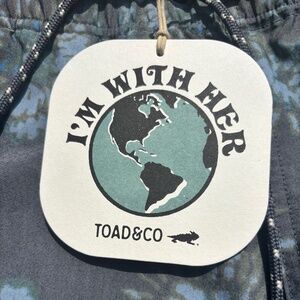 Men’s toad and company water resistant shorts tied dye pattern